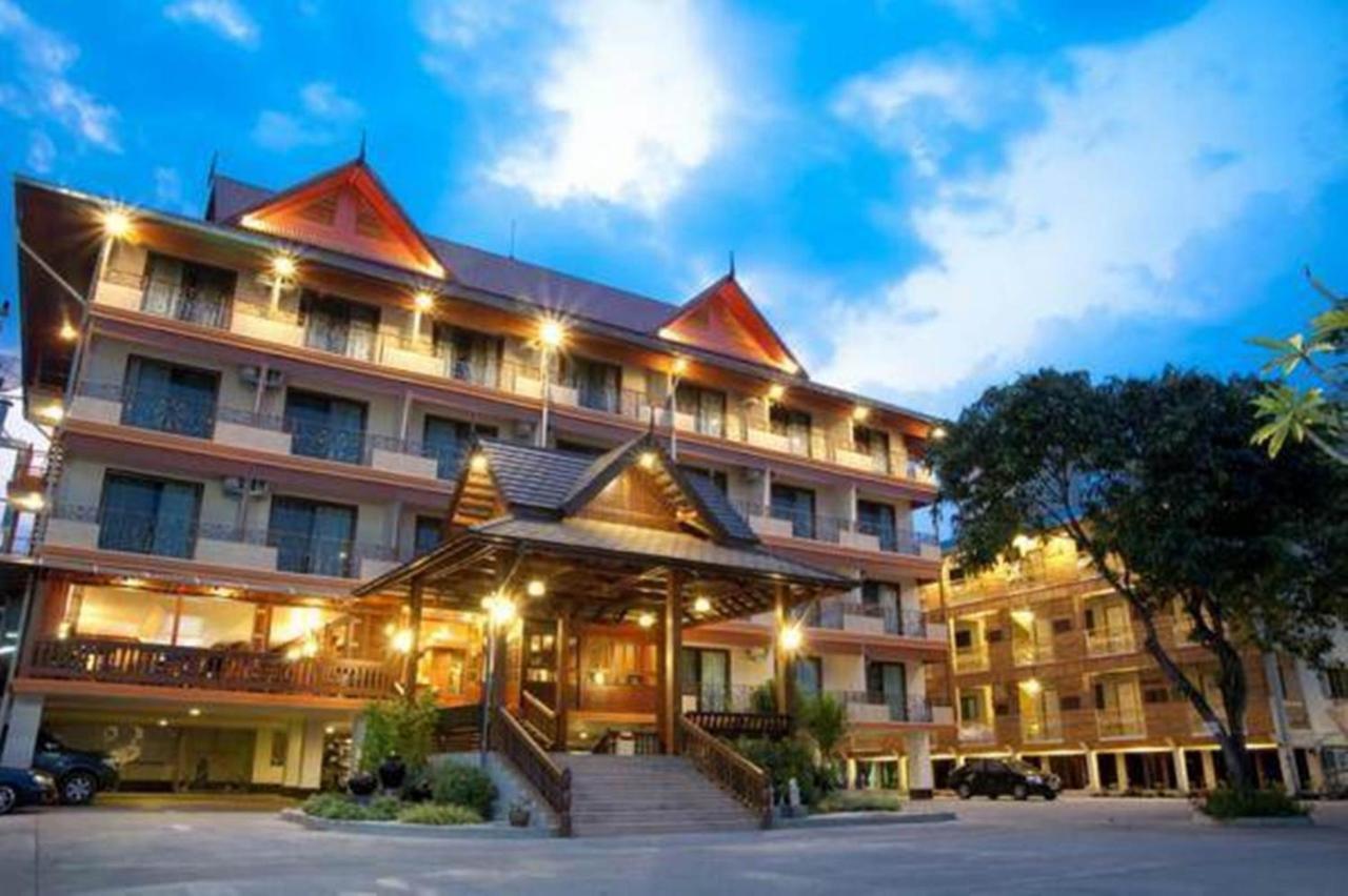 Baankhun Chiang Mai Hotel Екстер'єр фото