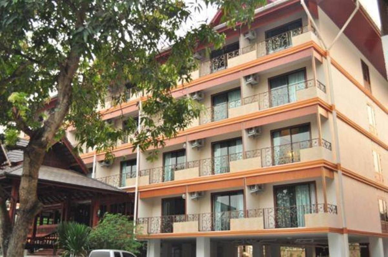 Baankhun Chiang Mai Hotel Екстер'єр фото